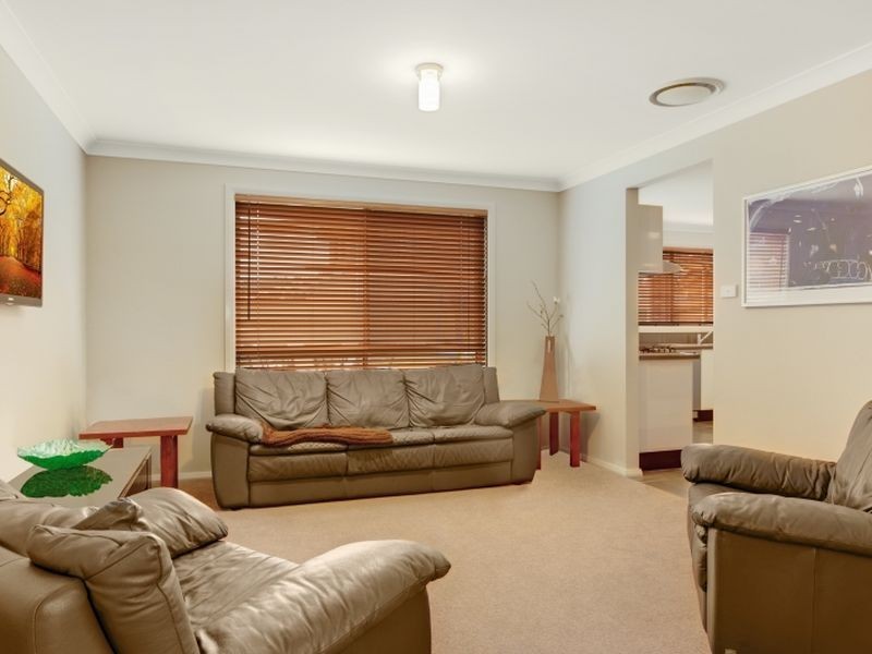 26 Waterside Drive, Woongarrah NSW 2259
