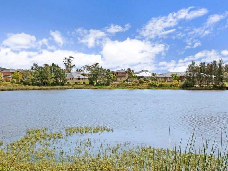 26 Waterside Drive, Woongarrah NSW 2259