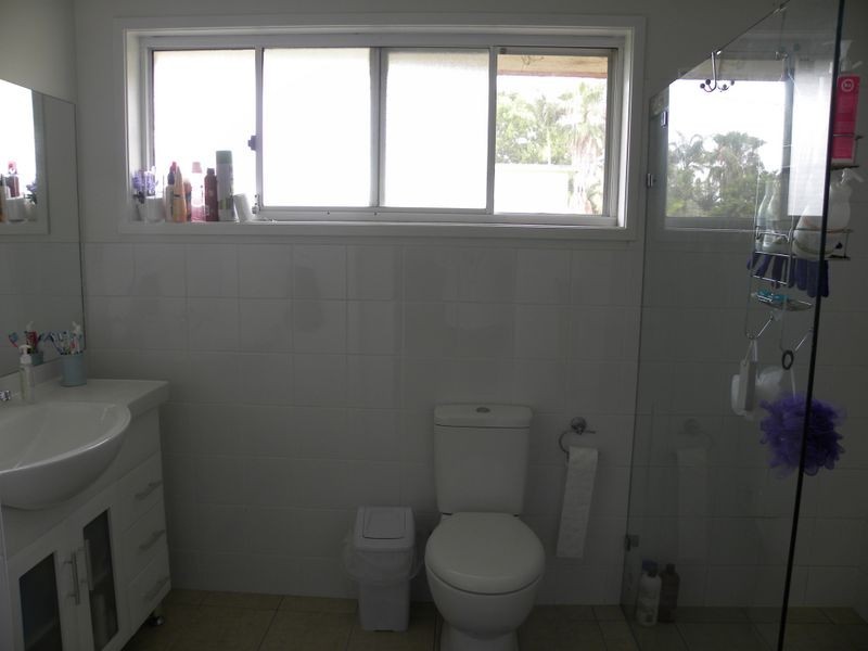 1/2 Arthur Street, Wyong NSW 2259