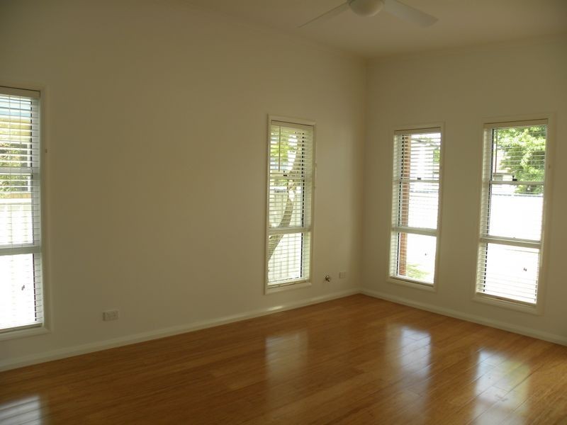 20a Yimbala Street, Killarney Vale NSW 2261