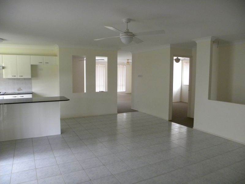 12 Riveroak Drive, Mardi NSW 2259