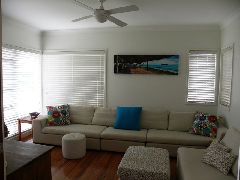 1 Parry Parade Kooindah Waters, Wyong NSW 2259