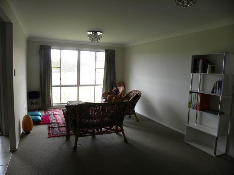 5 Kelat Avenue, Wadalba NSW 2259