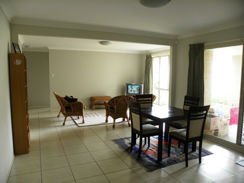 5 Kelat Avenue, Wadalba NSW 2259