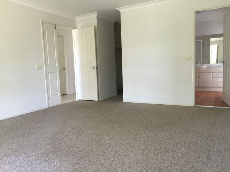 15 Homestead Drive, Wadalba NSW 2259