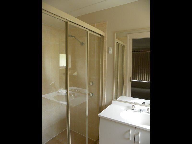 3 Ninian Close, Watanobbi NSW 2259