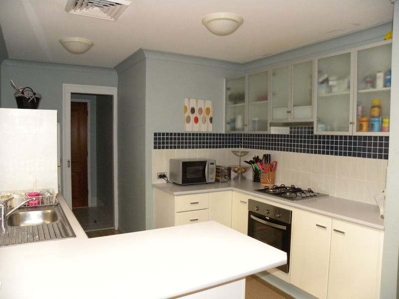 13 Tonkiss Street, Tuggerah NSW 2259