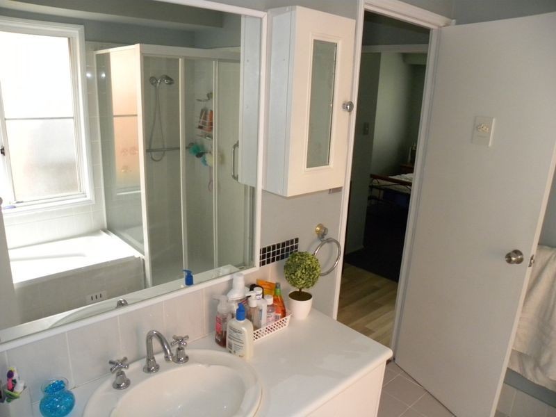 13 Tonkiss Street, Tuggerah NSW 2259