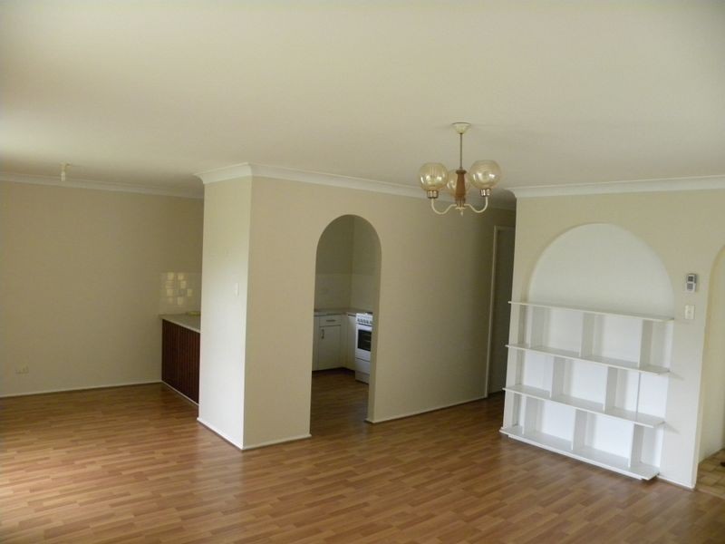 13 Goobarabah Ave, Lake Haven NSW 2263