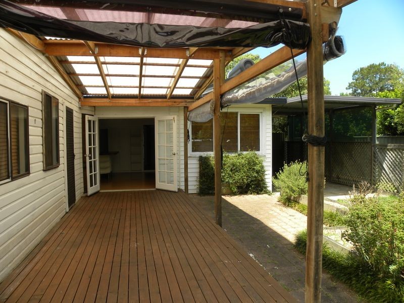 2 Rockleigh Street, Wyong NSW 2259