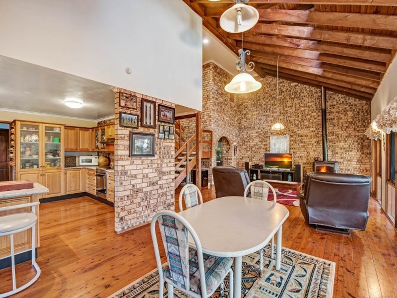 23 Casey Drive, Watanobbi NSW 2259