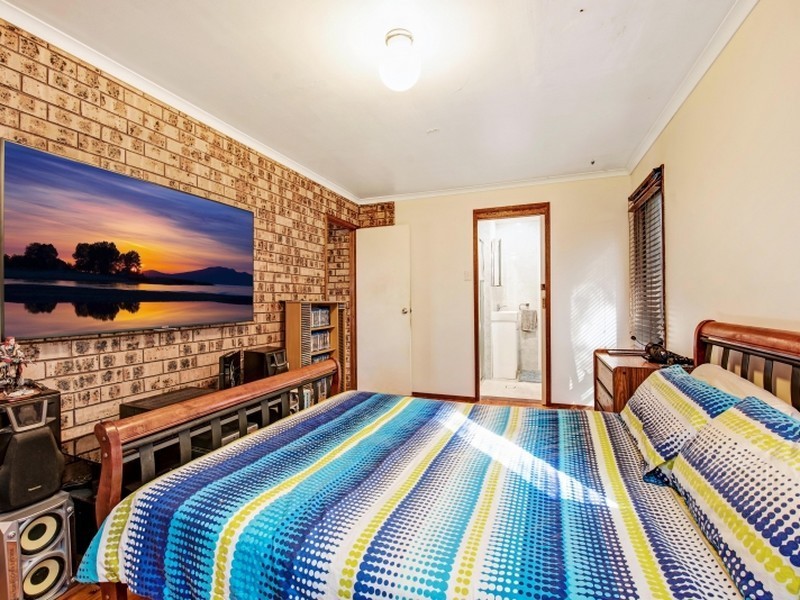 23 Casey Drive, Watanobbi NSW 2259