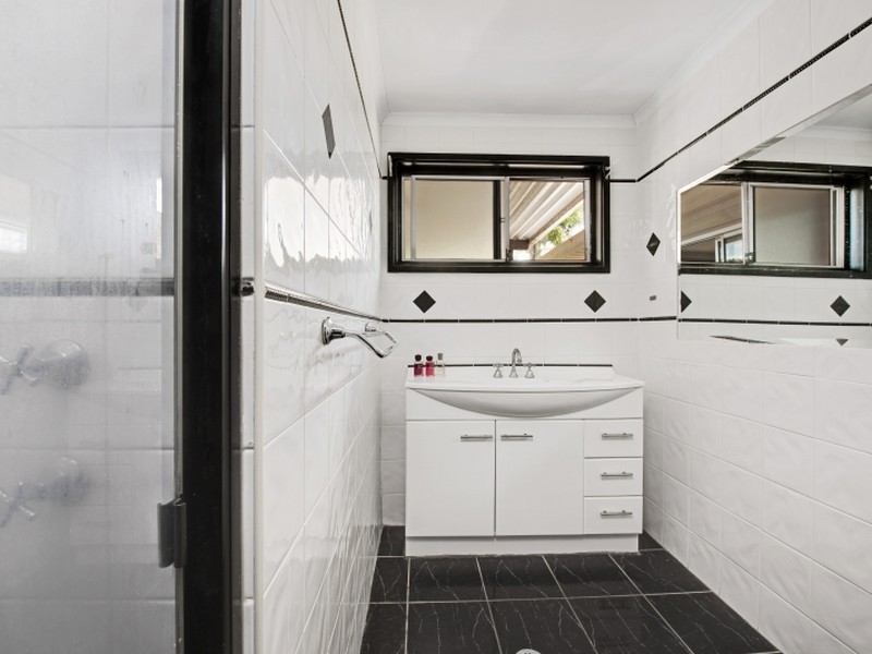 30 Brittania Drive, Watanobbi NSW 2259