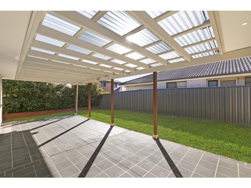 6 Salamander Road, Wadalba NSW 2259