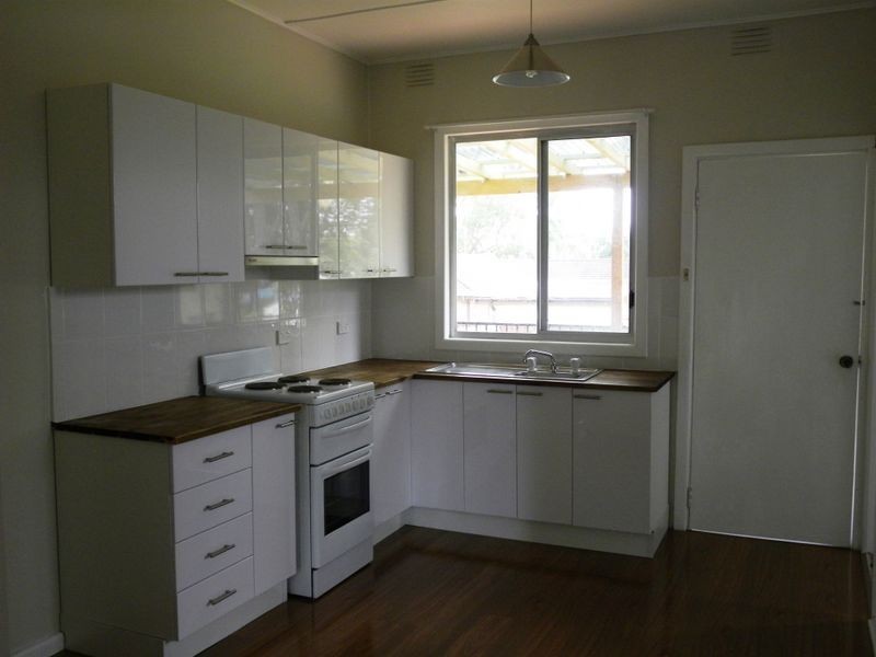 16 Banksia Street, Canton Beach NSW 2263