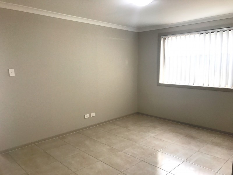 13 Oakmont Place, Woongarrah NSW 2259