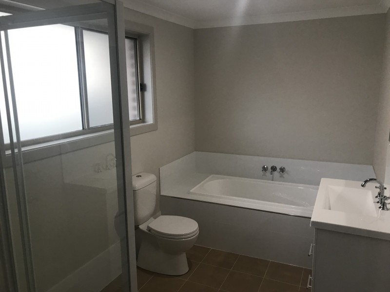 13 Oakmont Place, Woongarrah NSW 2259