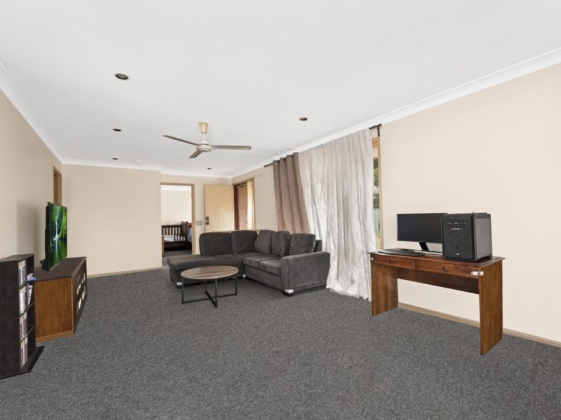 40 Golflinks Drive, Watanobbi NSW 2259