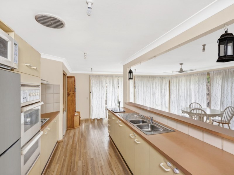 40 Golflinks Drive, Watanobbi NSW 2259