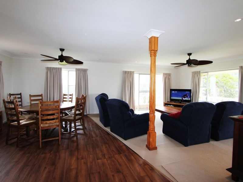 1 Geoffrey Street, Crowdy Head NSW 2427