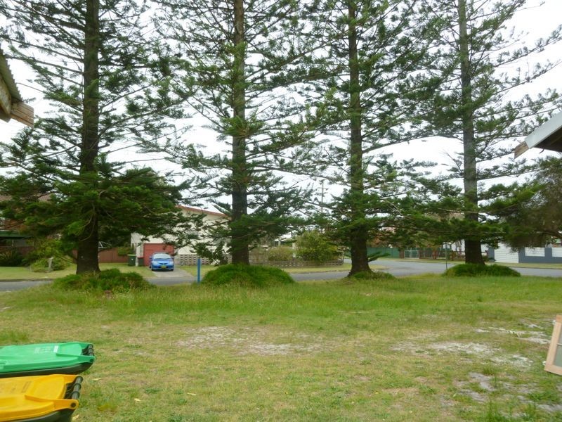 2/2 Scott Street, Harrington NSW 2427