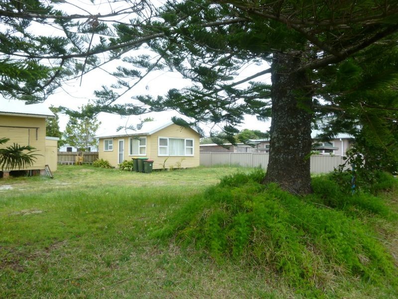 2/2 Scott Street, Harrington NSW 2427