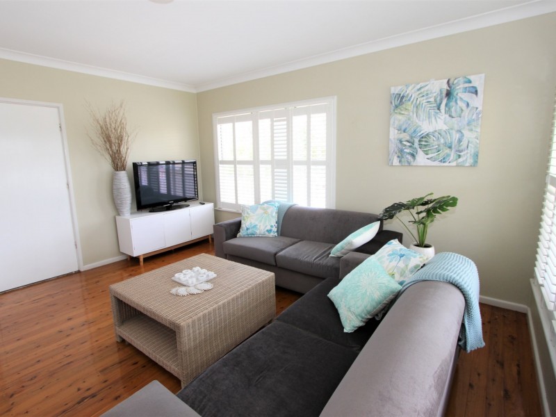 8 Crown Street, Harrington NSW 2427