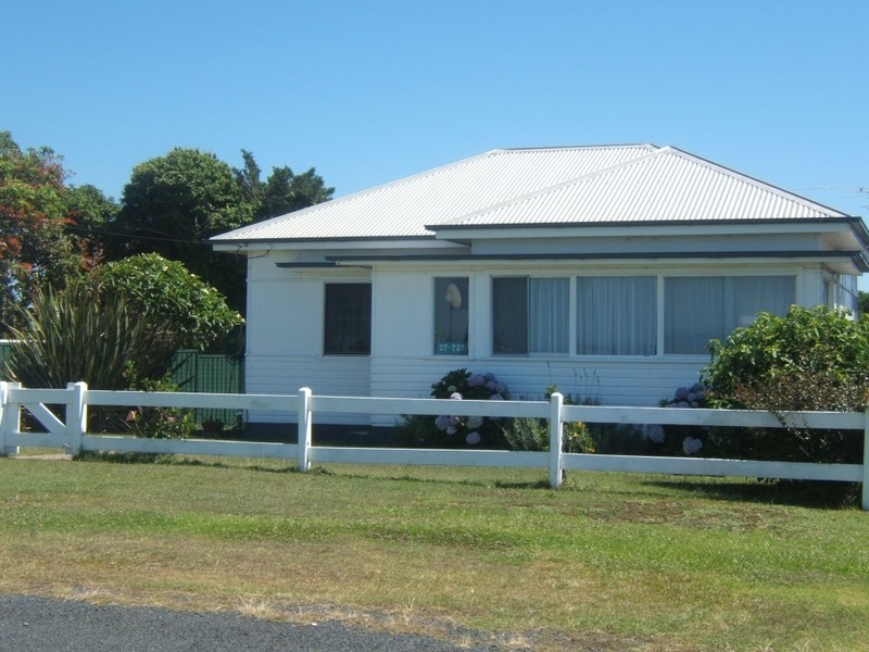 13 High Street, Harrington NSW 2427