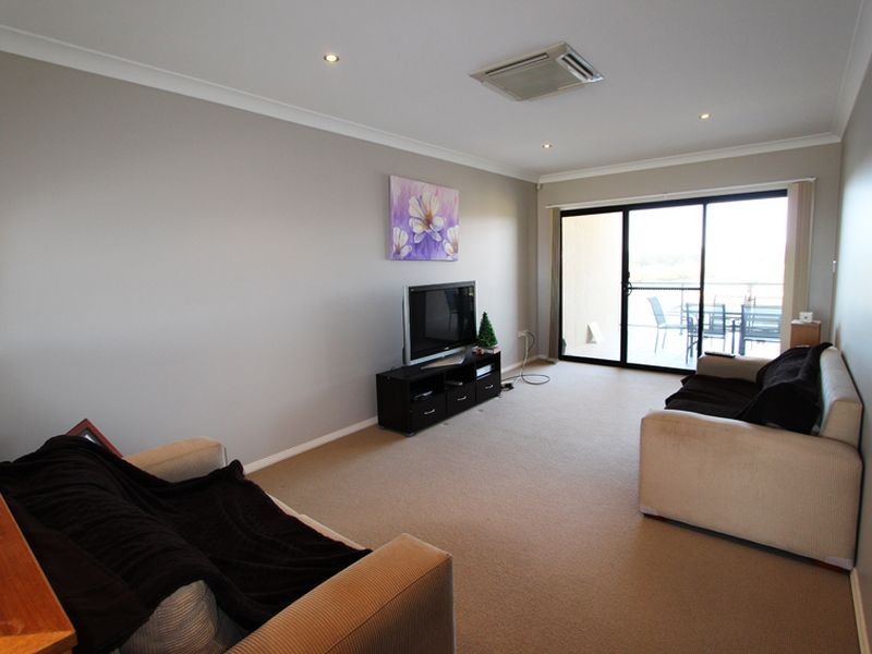2/2 John Gollan Avenue, Harrington NSW 2427