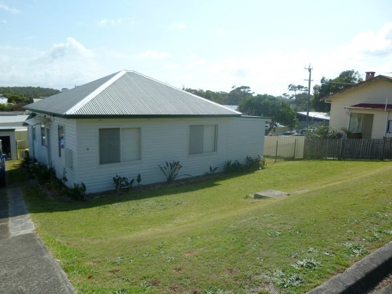 9 Granter Street, Harrington NSW 2427