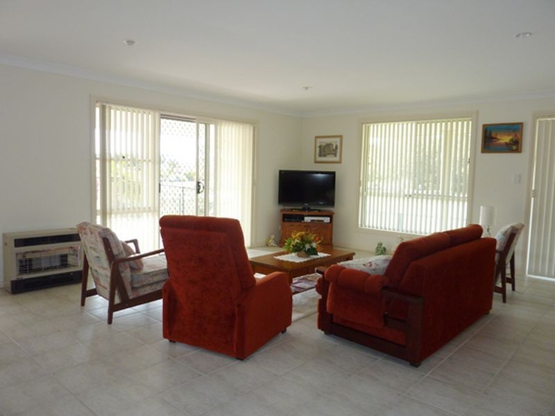 2 Sovereign Avenue, Harrington NSW 2427