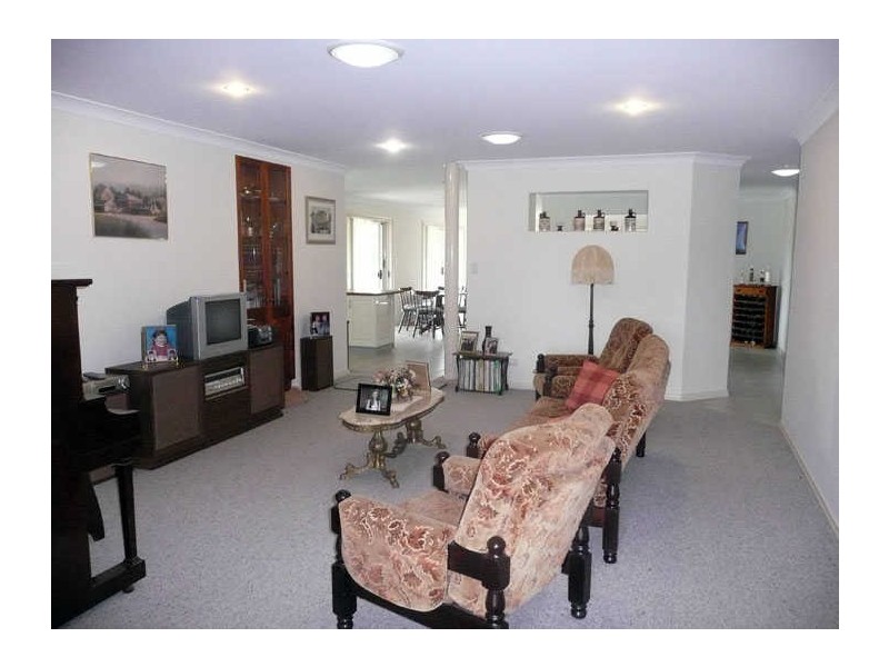 2 Sovereign Avenue, Harrington NSW 2427