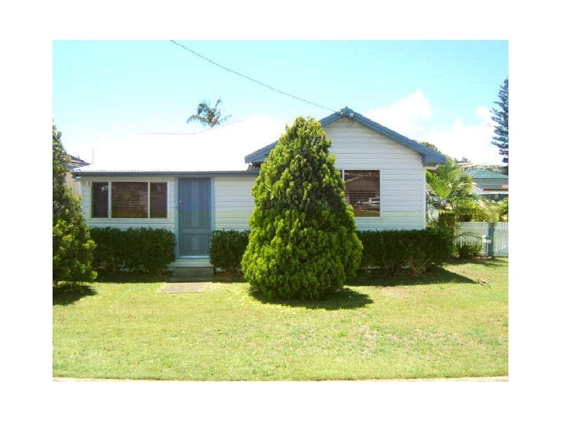 11 Scott Street, Harrington NSW 2427