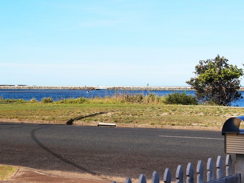 1/111 Beach Street, Harrington NSW 2427