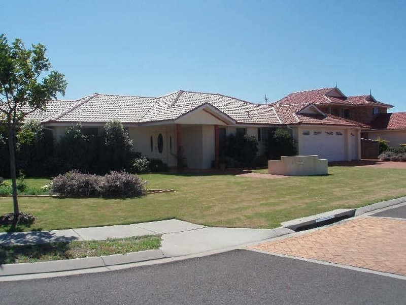 33 Florrie Ellison Street, Harrington NSW 2427