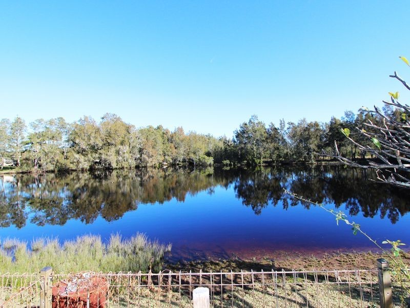 13 Shearwater Crescent, Harrington NSW 2427