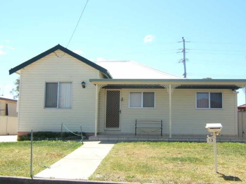 13 Latham Avenue, Harrington NSW 2427