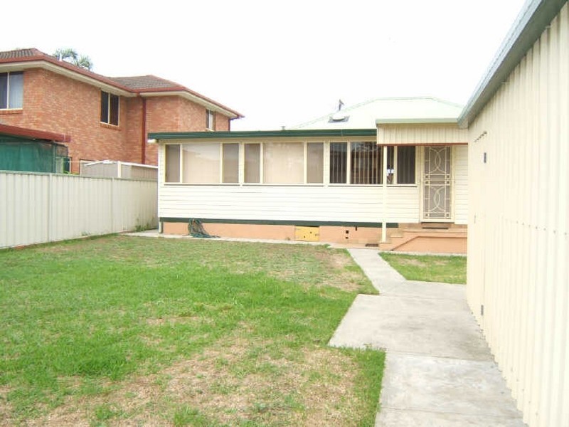 13 Latham Avenue, Harrington NSW 2427