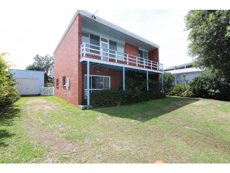 8 Leopold Street, Crowdy Head NSW 2427