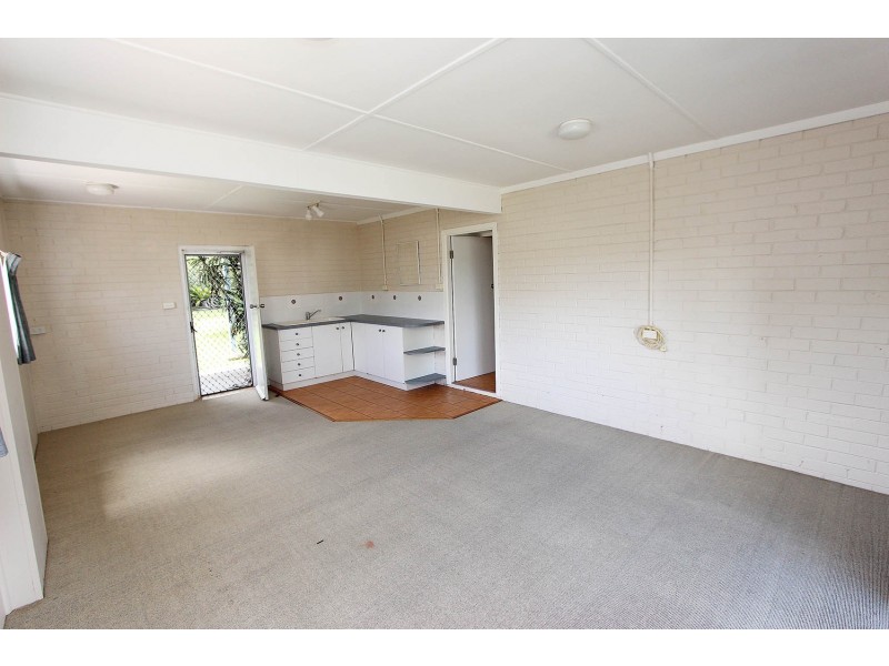 8 Leopold Street, Crowdy Head NSW 2427