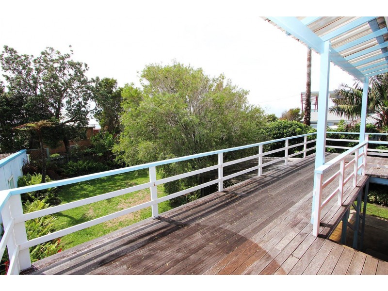 8 Leopold Street, Crowdy Head NSW 2427