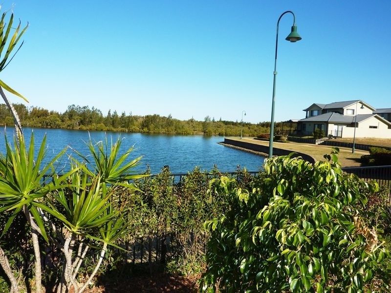 2A Diamantina Circuit, Harrington NSW 2427