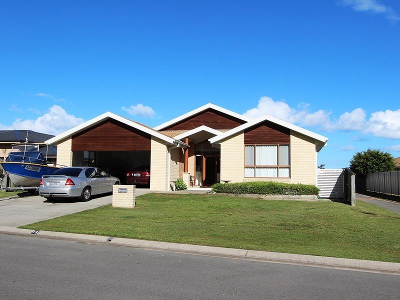 15 Tully Place, Harrington NSW 2427