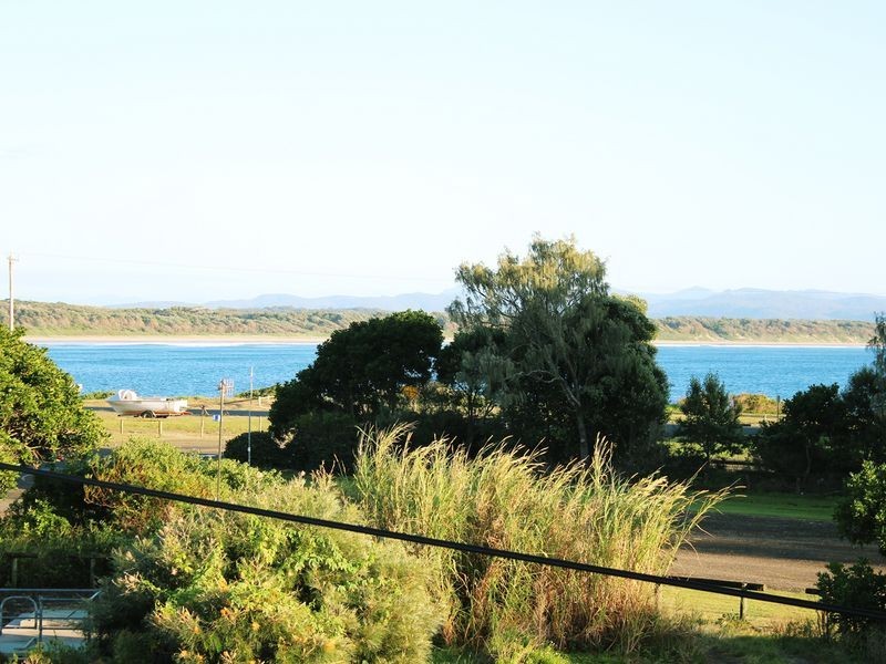 16 Stewart Close, Crowdy Head NSW 2427