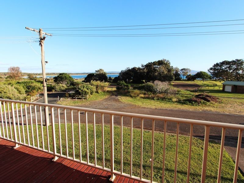 16 Stewart Close, Crowdy Head NSW 2427