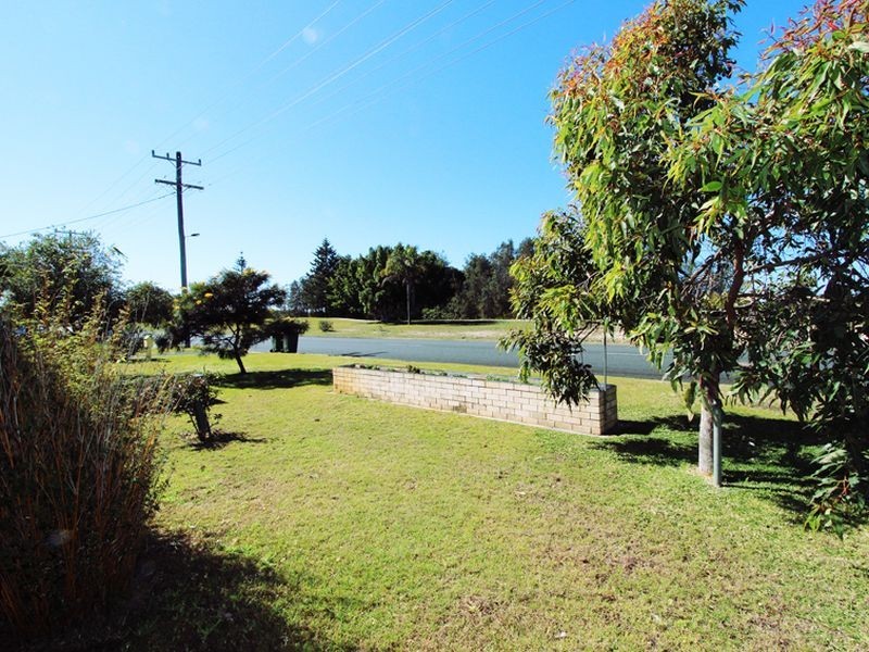 203 Beach Street, Harrington NSW 2427