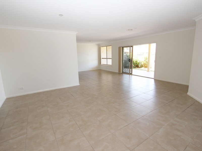 1/31 Lazzarini Drive, Harrington NSW 2427