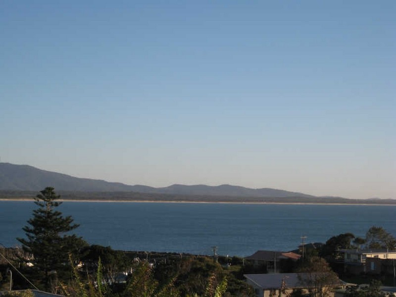 4 Geoffrey Street, Crowdy Head NSW 2427