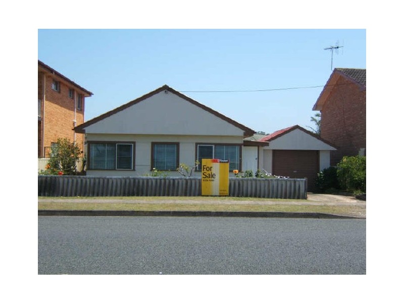 97 Beach Street, Harrington NSW 2427
