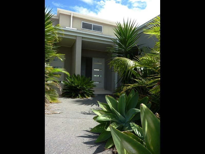 2/84 Diamantina Circuit, Harrington NSW 2427